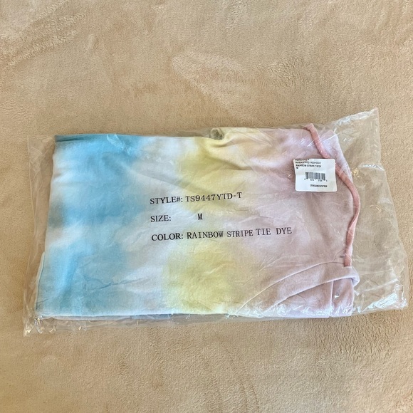 Theo and Spence Hooded Tie Dye Rainbow Sweater - Size M - Picture 14 of 15